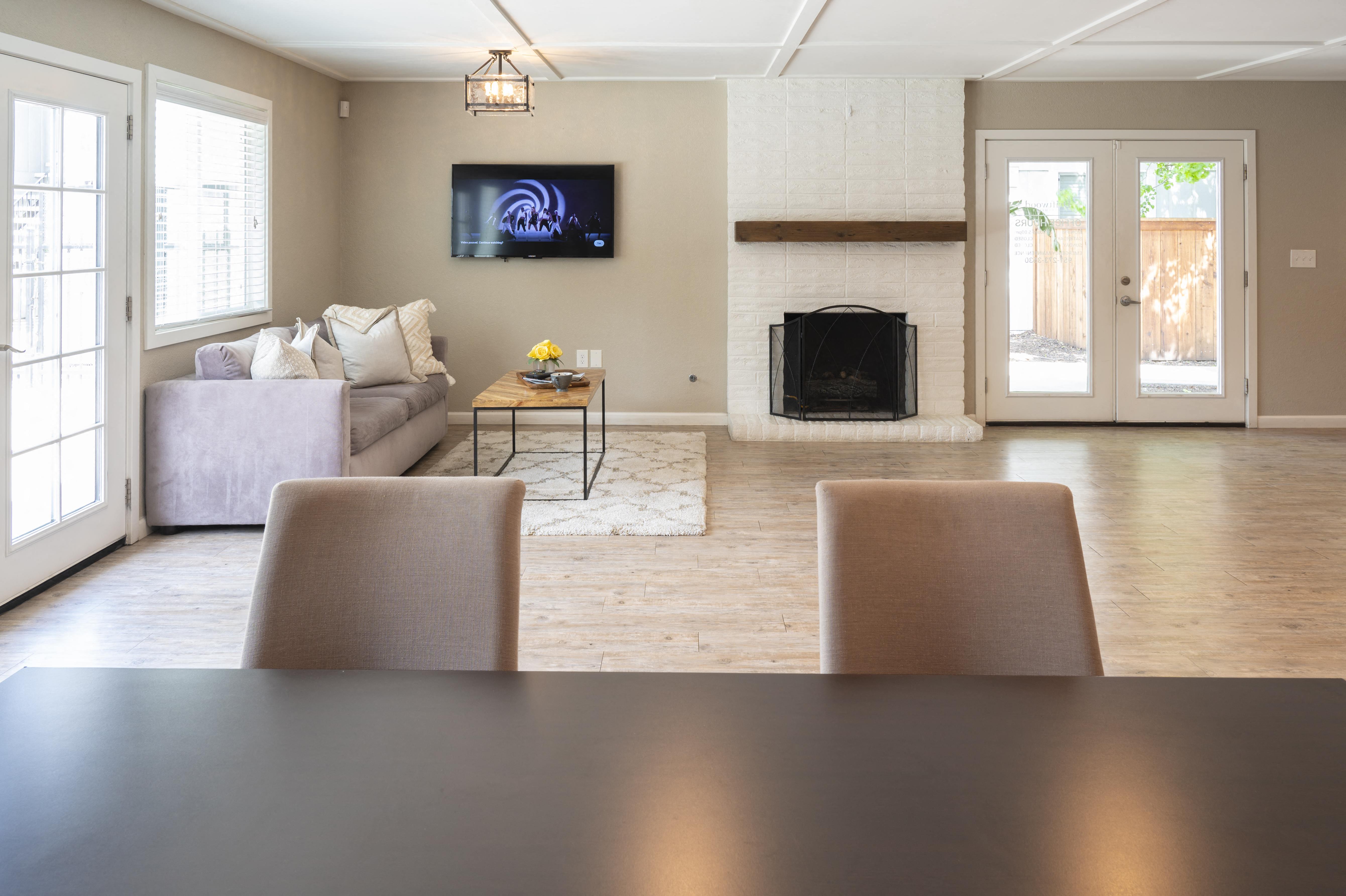 Driftwood Apartments is a similar property to Gateway Crossing Tracy Apartments located in Tracy